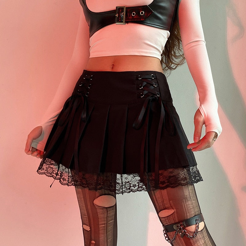 LACE-UP PLEATED MINI SKIRT